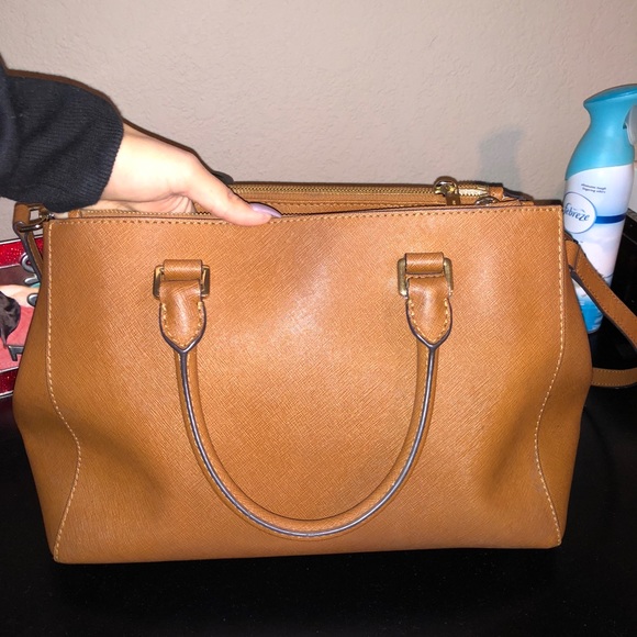 Authentic Michael Kors Sutton bag - Picture 4 of 6
